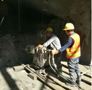 永靖水下抗分散灌浆料特点 水下不分散注浆料介绍