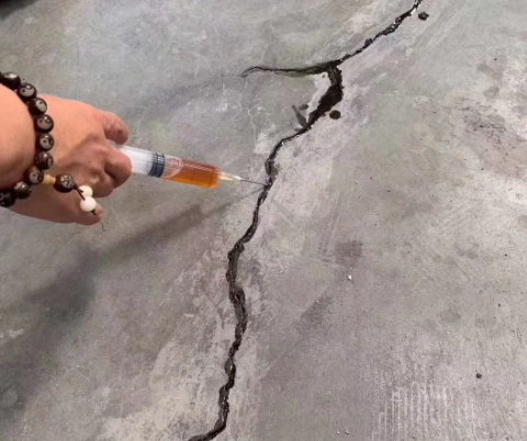 永靖混凝土裂缝修补技术详解​